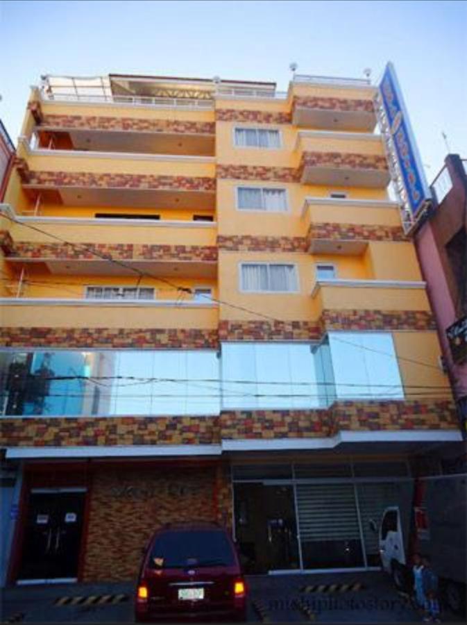 Ukl Ever Hotel Laoag Exterior photo